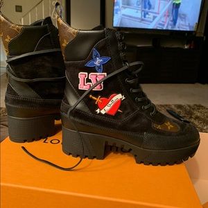 COPY - Louis Vuitton black heart desert platform boots